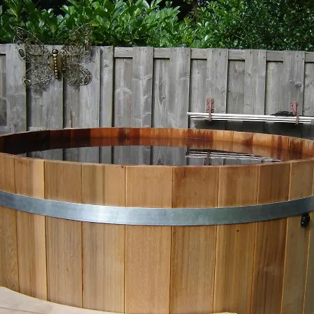 Rural In With A Sauna Holiday home Vessem