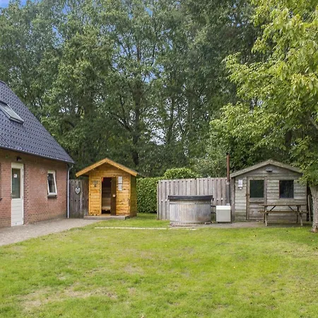 Kempen Comfort With Sauna & Tub Hébergement de vacances