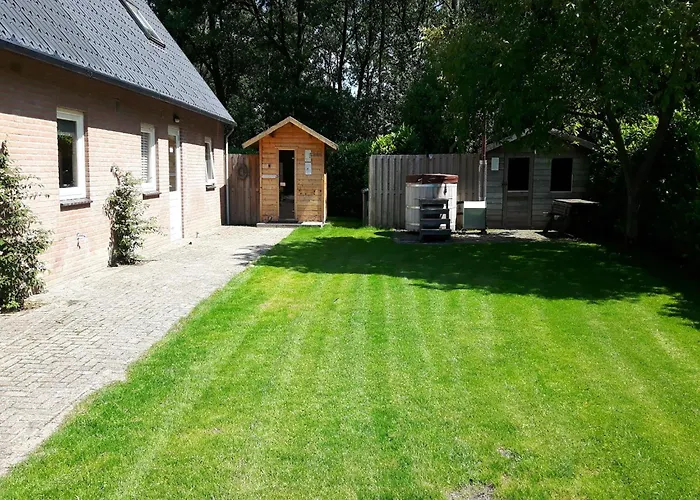 Nyaraló Kempen Comfort With Sauna & Tub