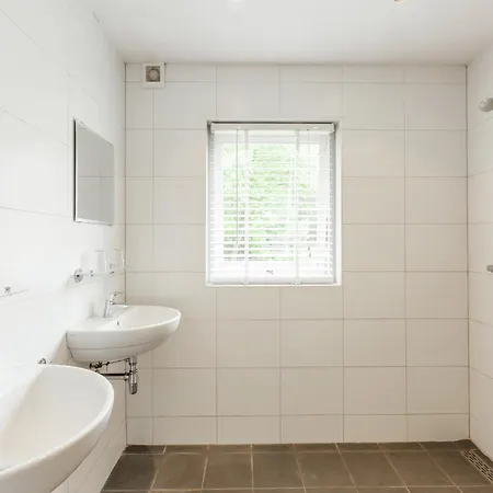 Kempen Comfort With Sauna & Tub *